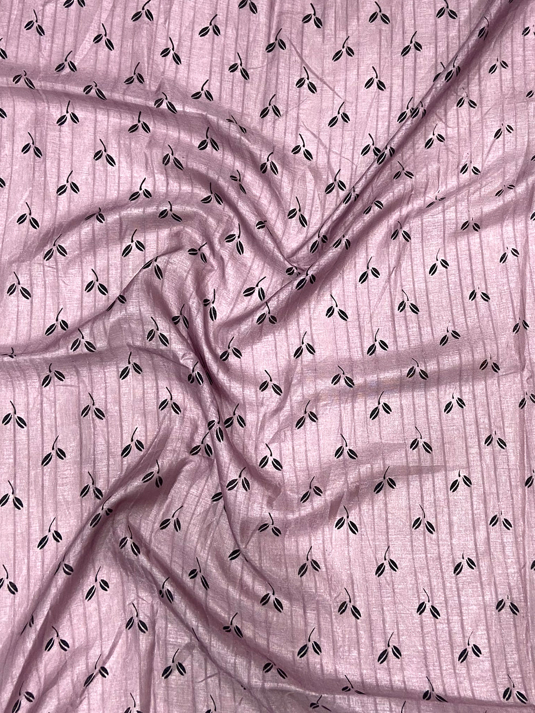 Lavender Ghicha Leaf Print Saree by My Store