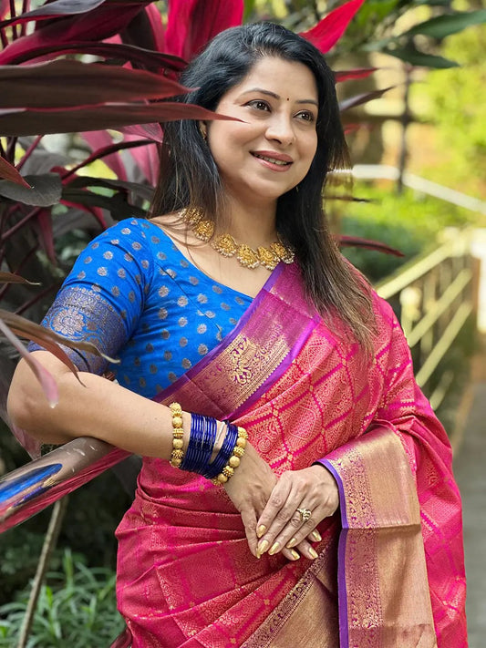 Checked Print Kanjivaram Silk Saree With Zari Work by My Store