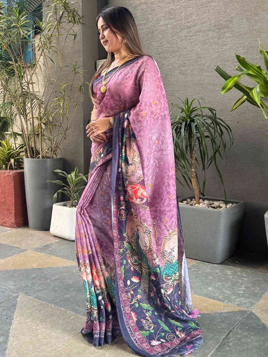 Purple colour Linen Saree With Digital Print And Majestic Border by My Store