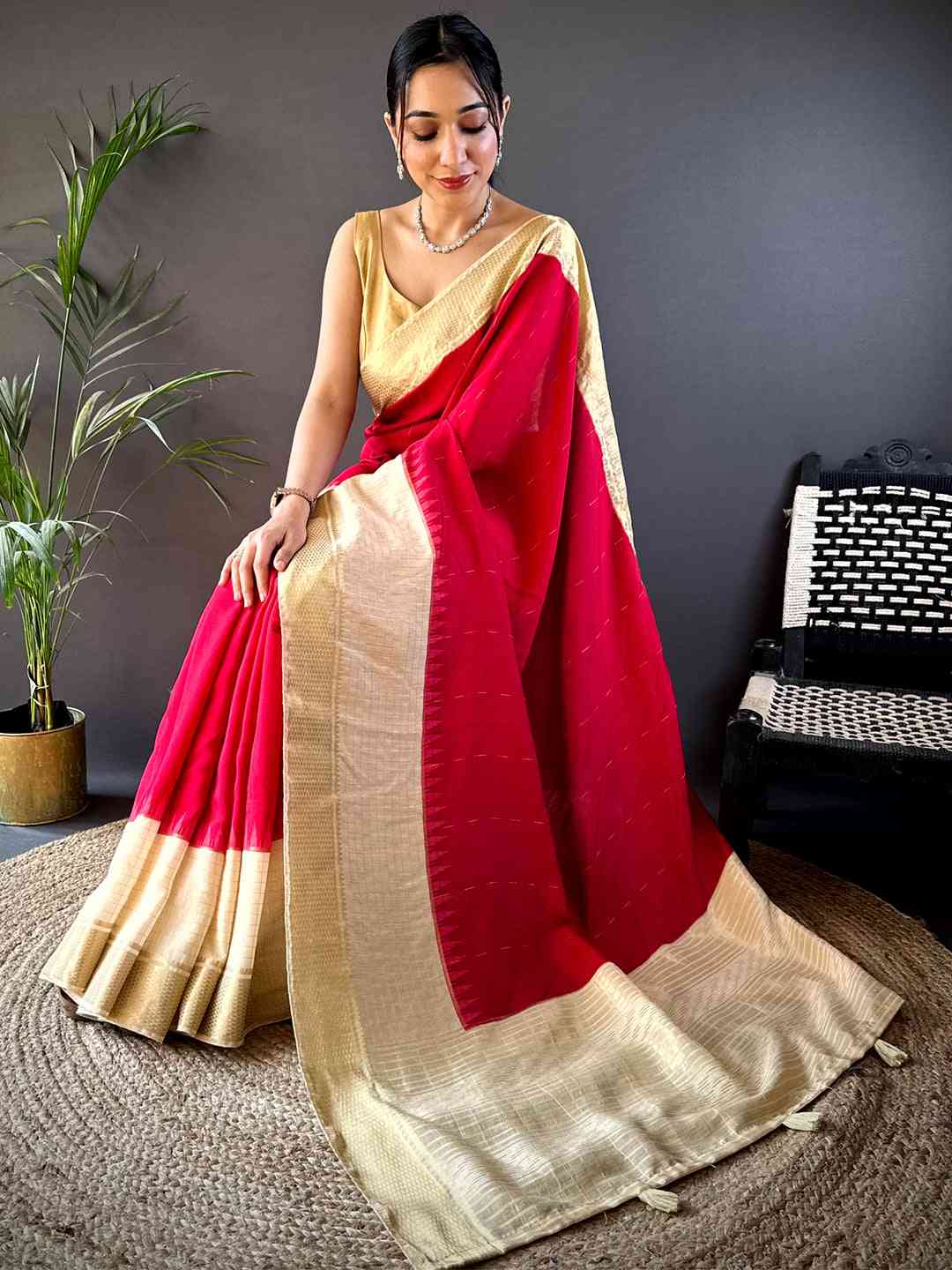 Red Zari Pallu Cotton Viscose Saree by My Store
