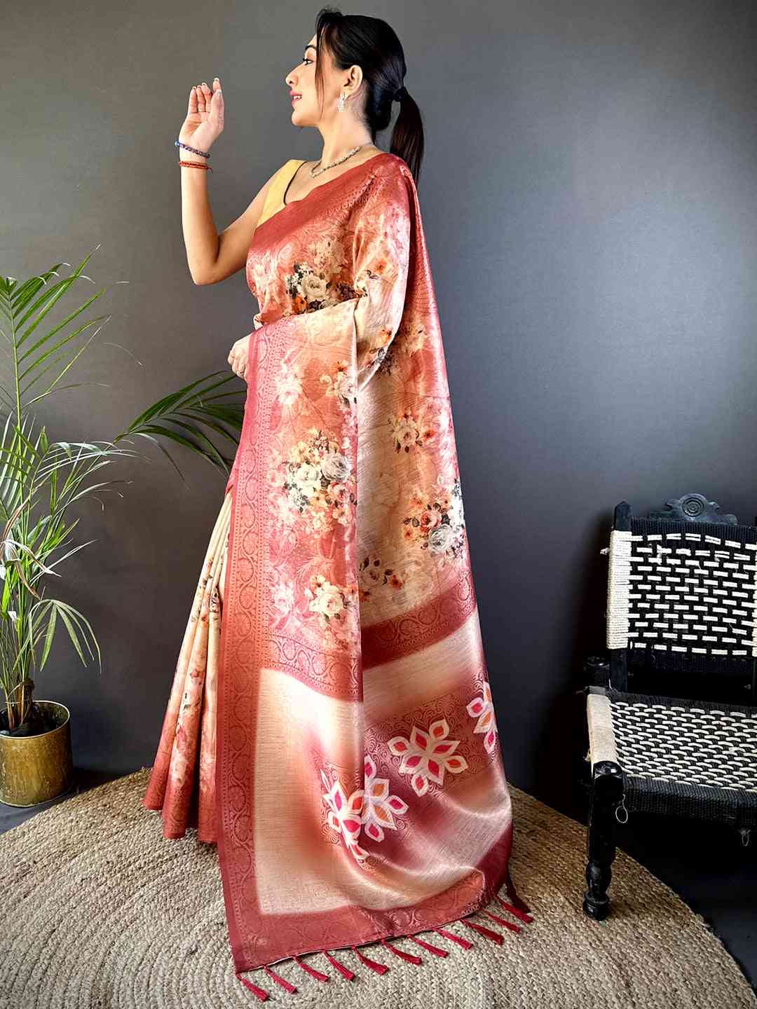 Red Slub Ghicha Zari Pallu Saree by My Store