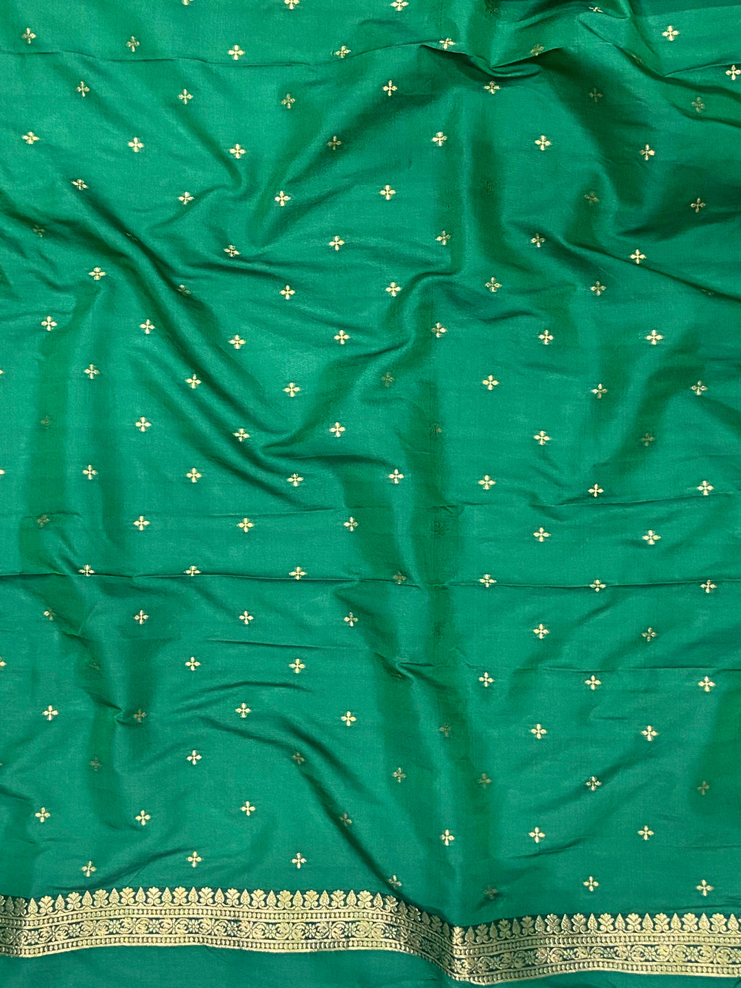 Green Swan Motif Soft Silk Saree by My Store