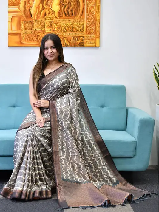 Beautiful Pure Tussar Ghicha Silk Digital Print Saree