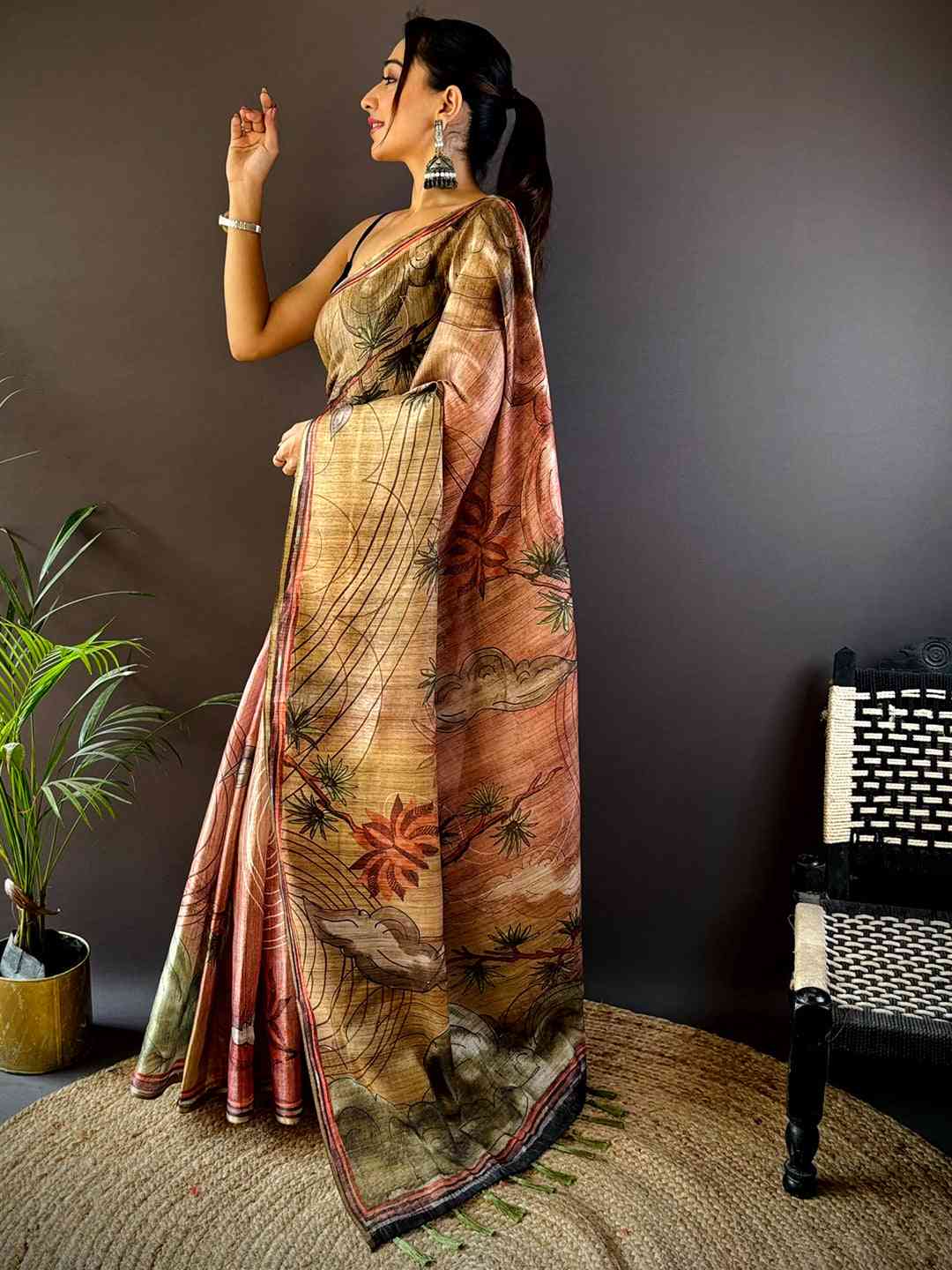 Baby Pink Tissue Chanderi Floral Abstract Saree