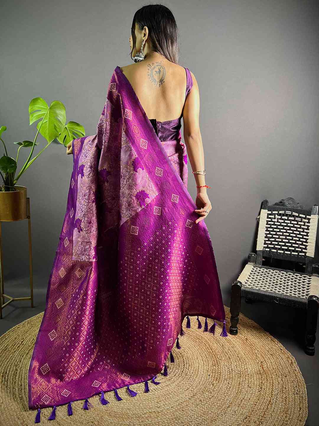 Lavender Soft Silk Butta Weaving Saree by My Store