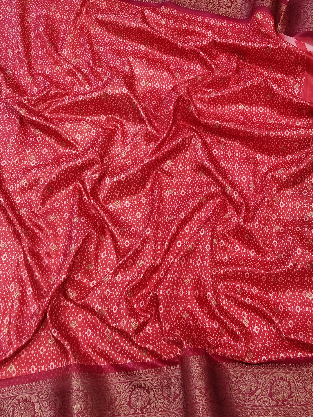 Soft Silk Banarasi saree With Zari Patola Pallu. by My Store