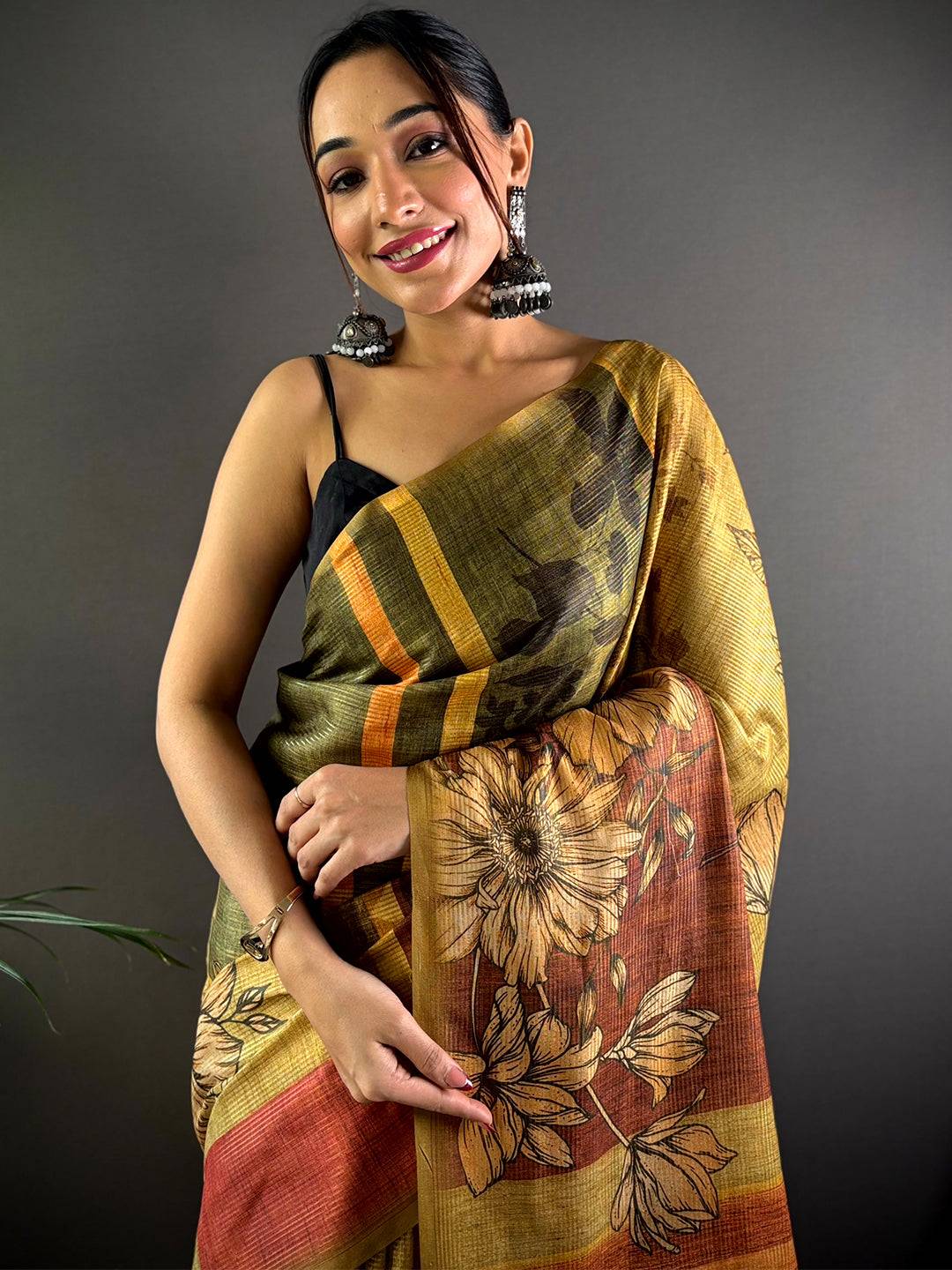 Mehndi Green Semi Gold Zari Tussar Saree by My Store