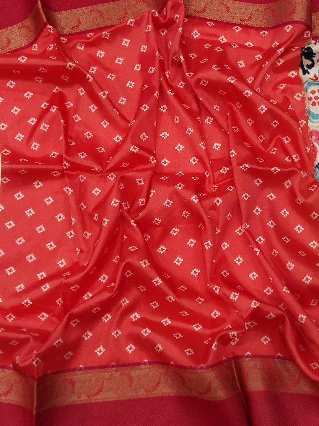 Attractive Soft Silk Gadwal Border Pochampally Print Saree