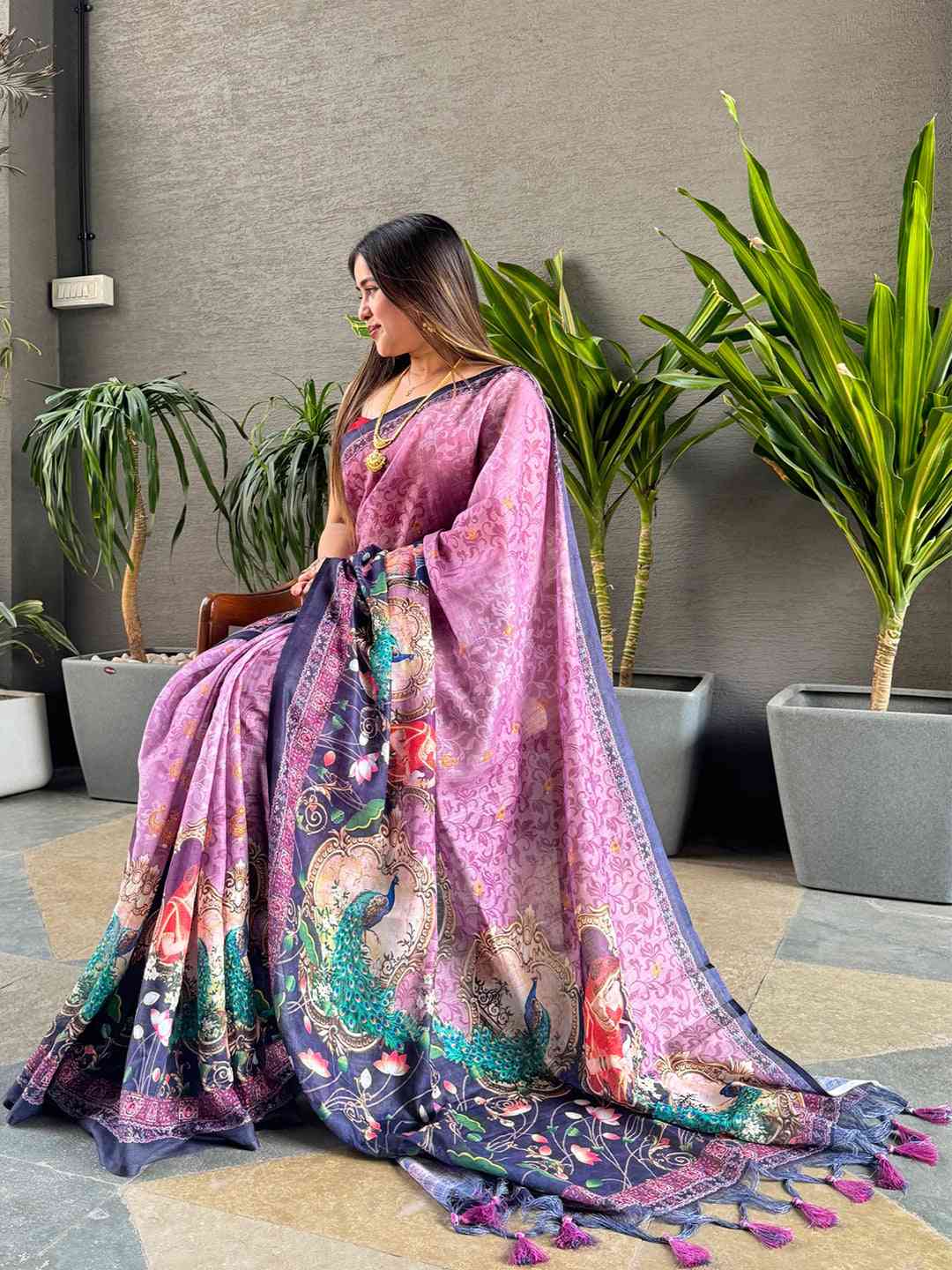 Purple colour Linen Saree With Digital Print And Majestic Border by My Store