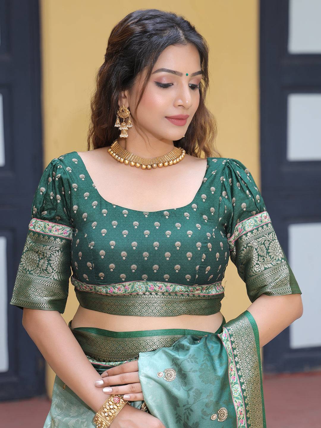 Pure Viscose Dola Silk Saree With Zari Weaving Pallu In Green Colour - Luxe by My Store
