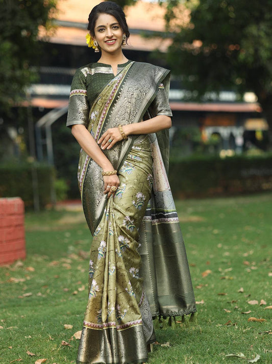 Green Colour Batik Pen kalamkari Saree With Zari Weaving Pallu - Luxe by My Store