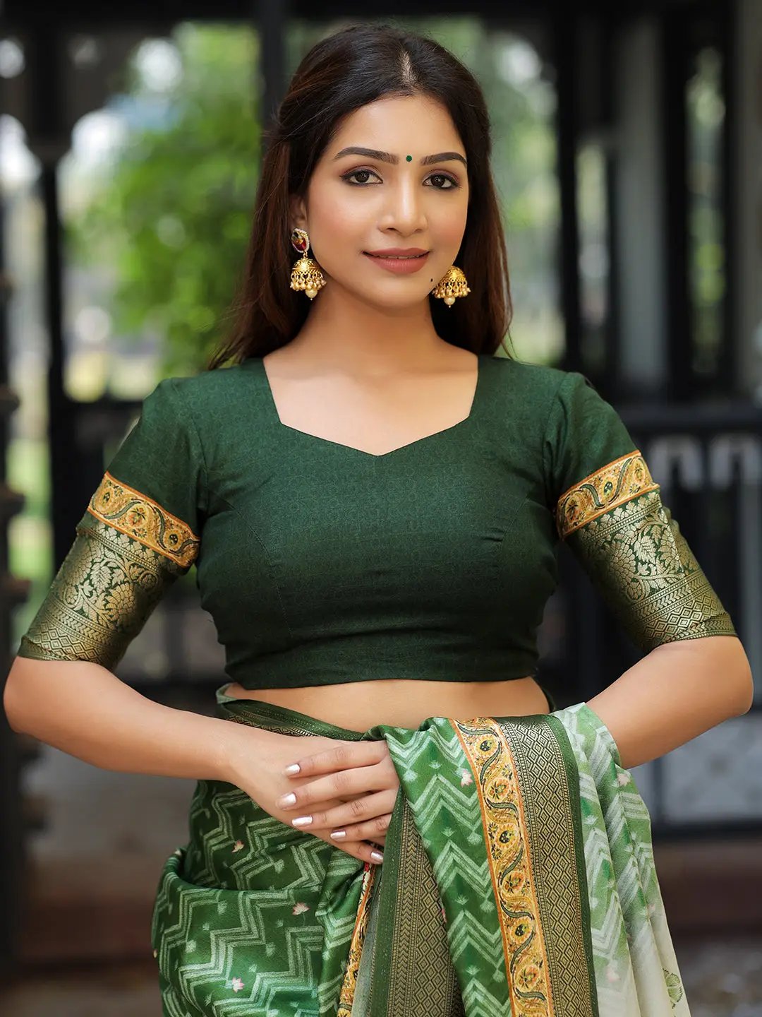 Green Colour Pure Viscose Dola Silk Saree with Pichwai Kalamkari Print - Luxe