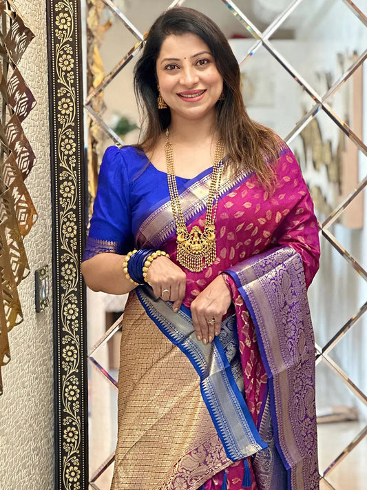 Wine Banarasi Kanchi Zari Motif Pattu Saree