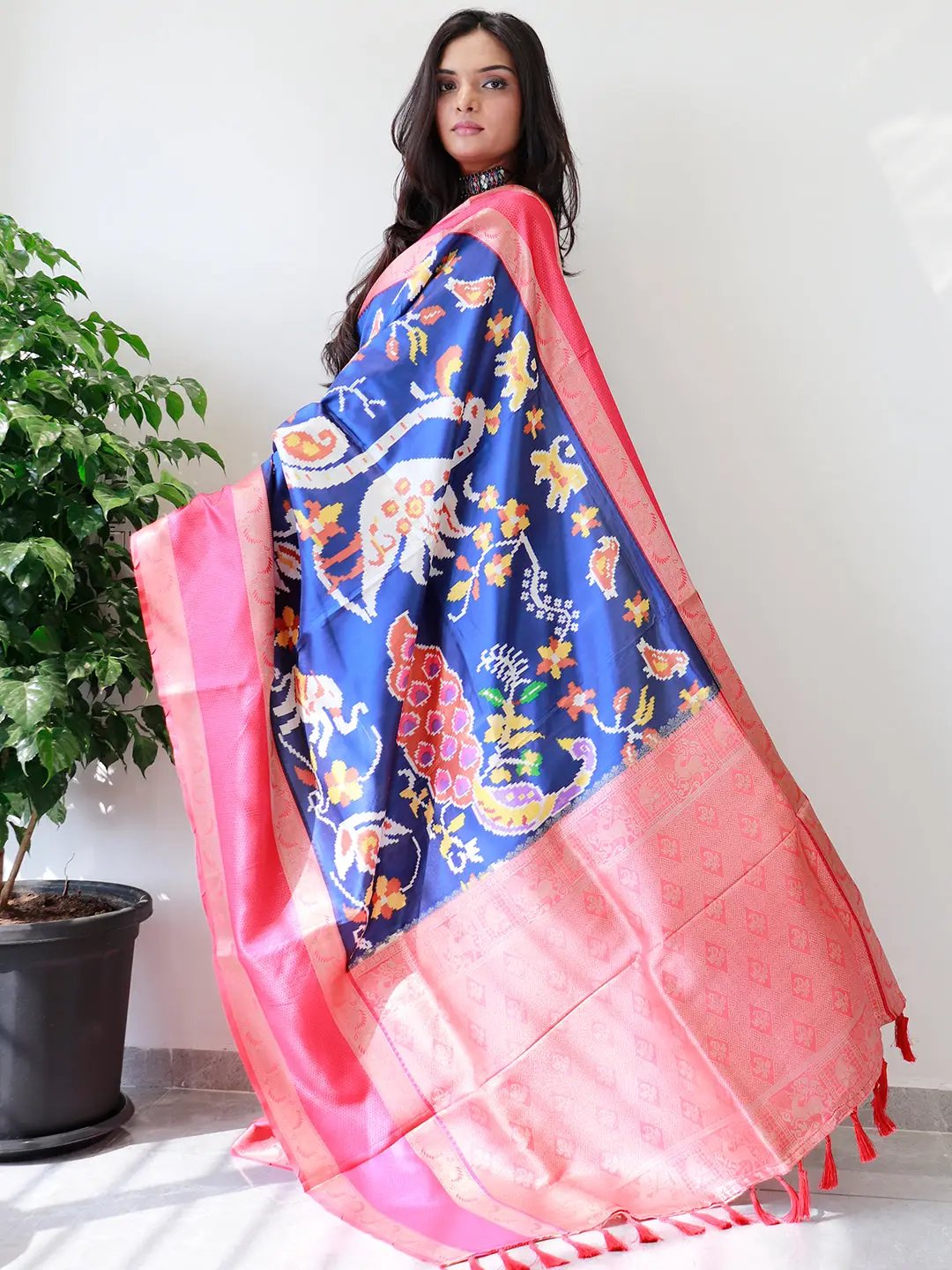 Attractive Soft Silk Gadwal Border Pochampally Print Saree
