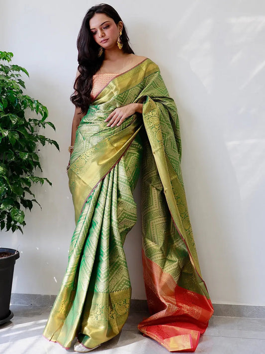 Exclusive Gold Zari One Grm Gold Kanjivaaram Pattu Silk Saree. by My Store