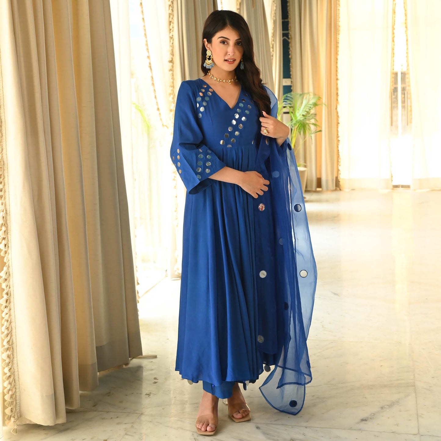 AAINA SUIT SET