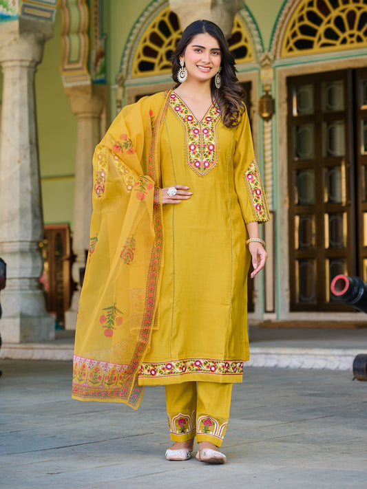 Festival Wear Kurta Set For Laddies