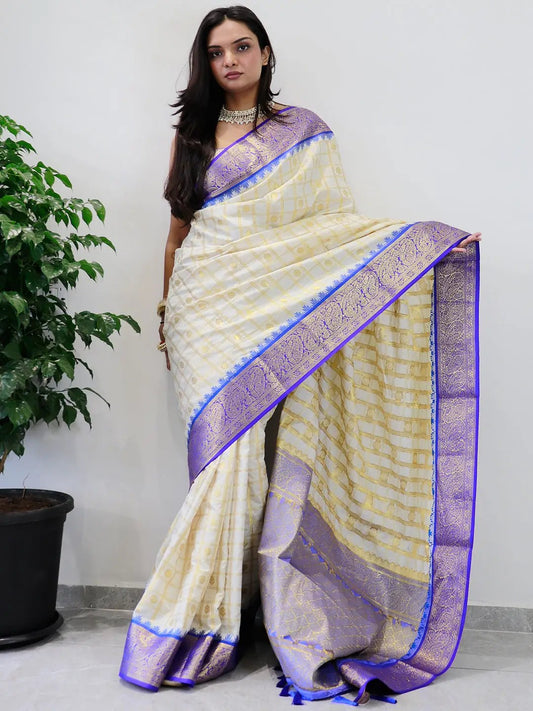 Divine Elegance Attractive Soft Silk Temple Border Gadwal Saree by My Store