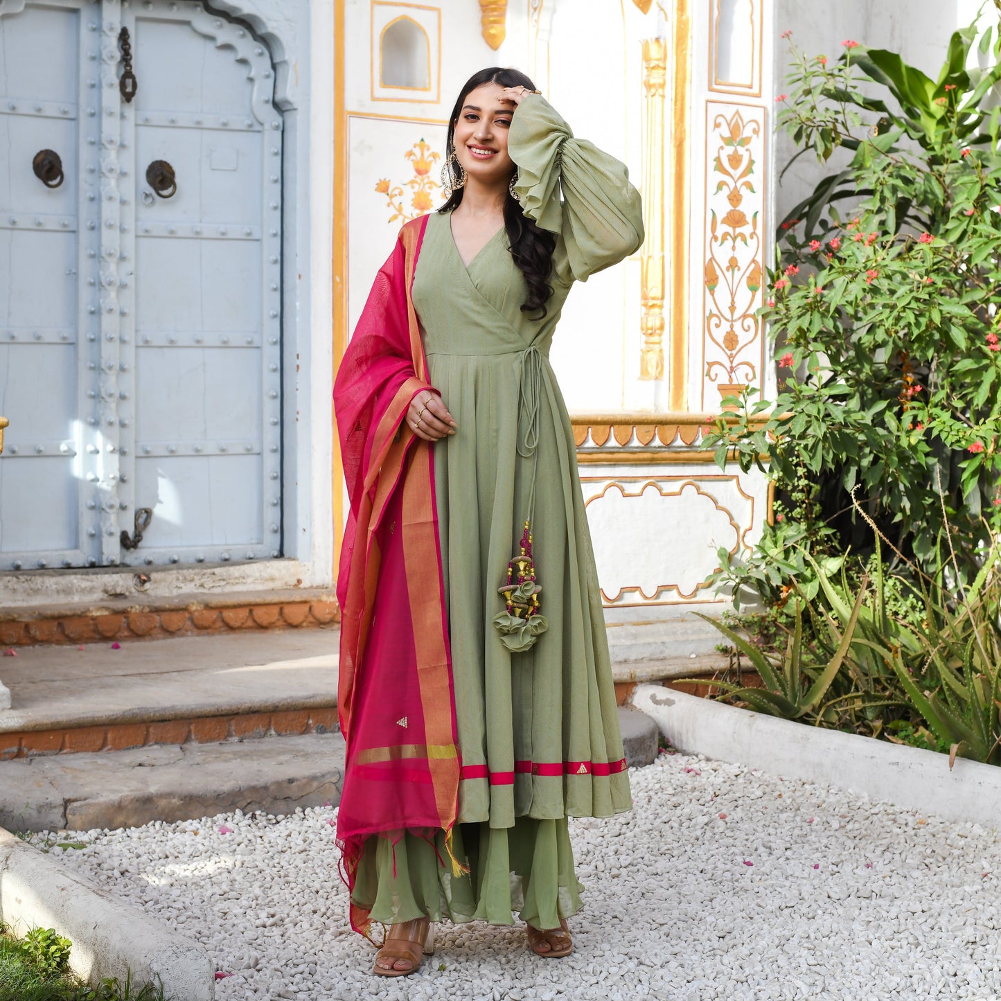 AASHIKA SUIT SET