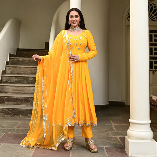 JAYA SUIT SET by My Store