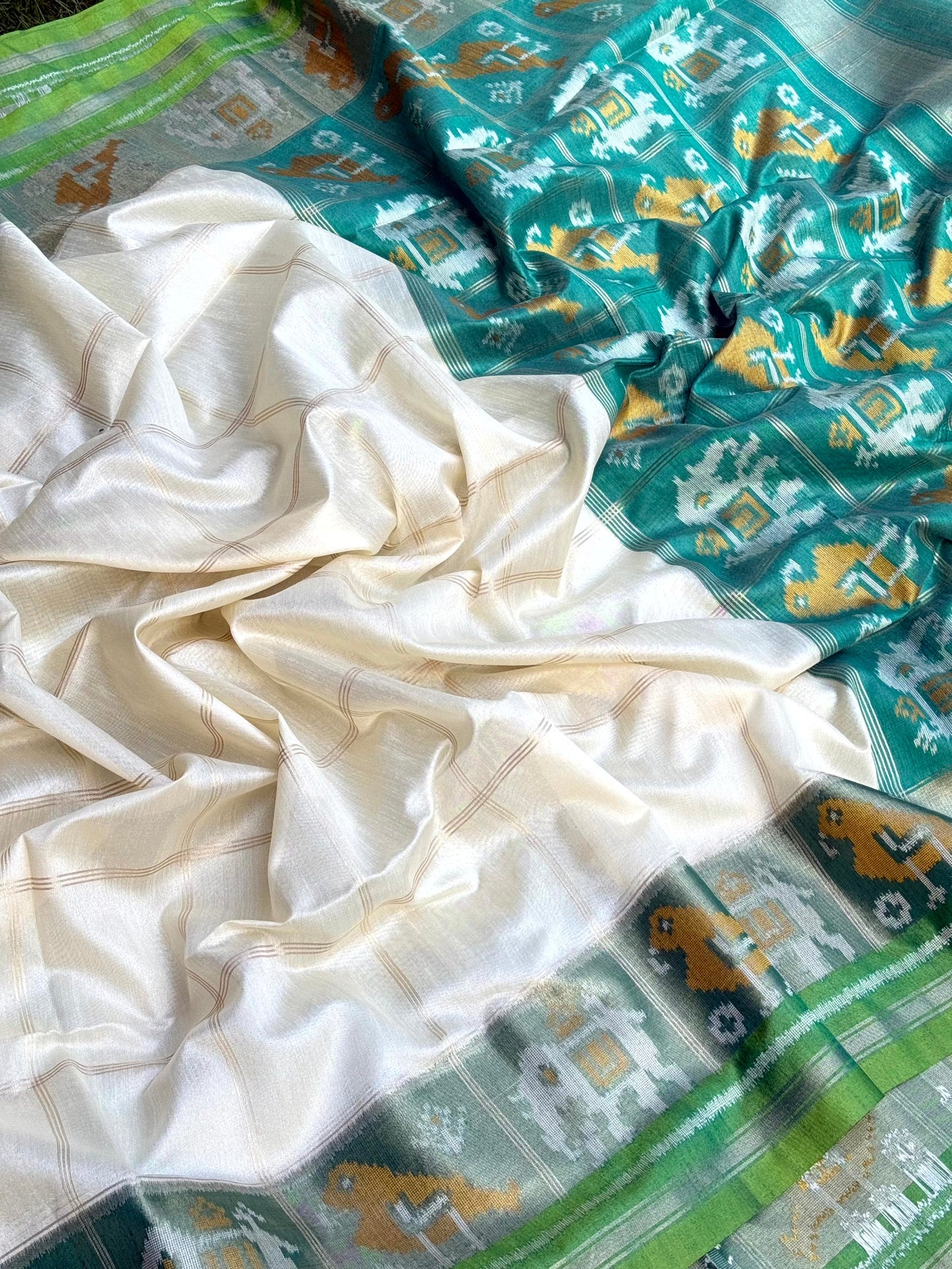 White Double Ikat Tussar Silk Saree