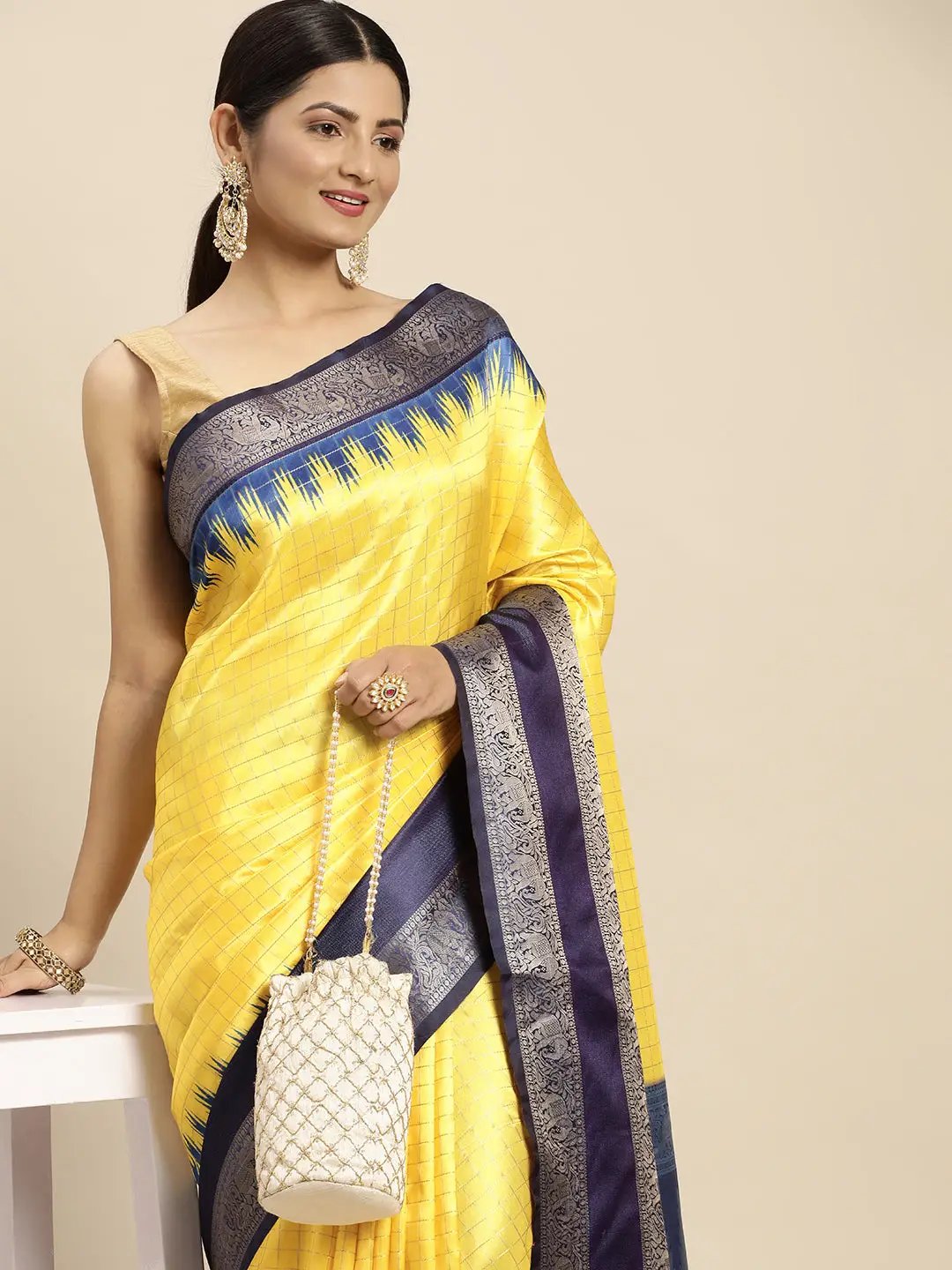Banarasi Soft Silk Gadwal Pattu Zari Weaving Party Wear Saree
