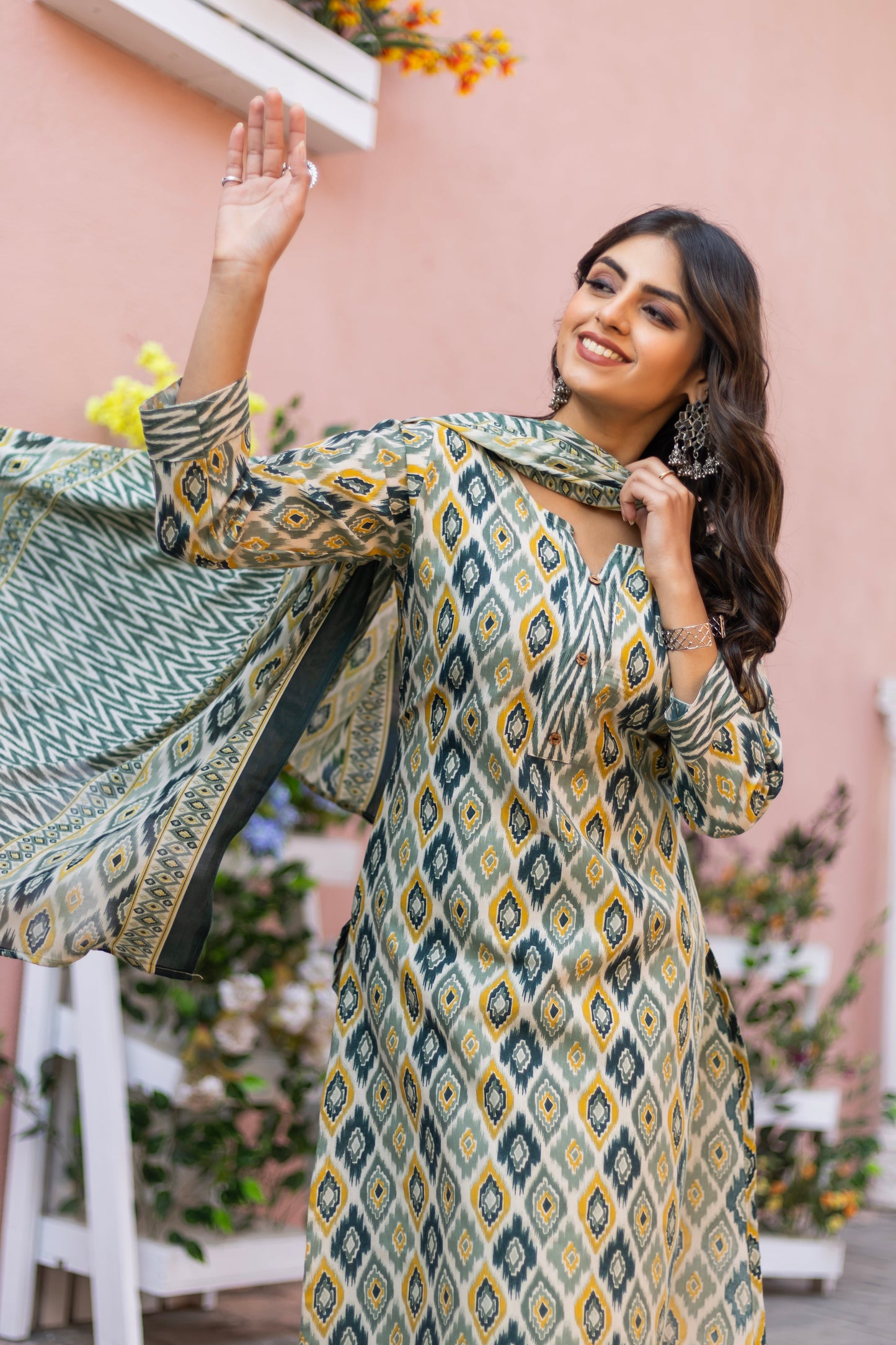 Classy Women Wear  Kurta Set