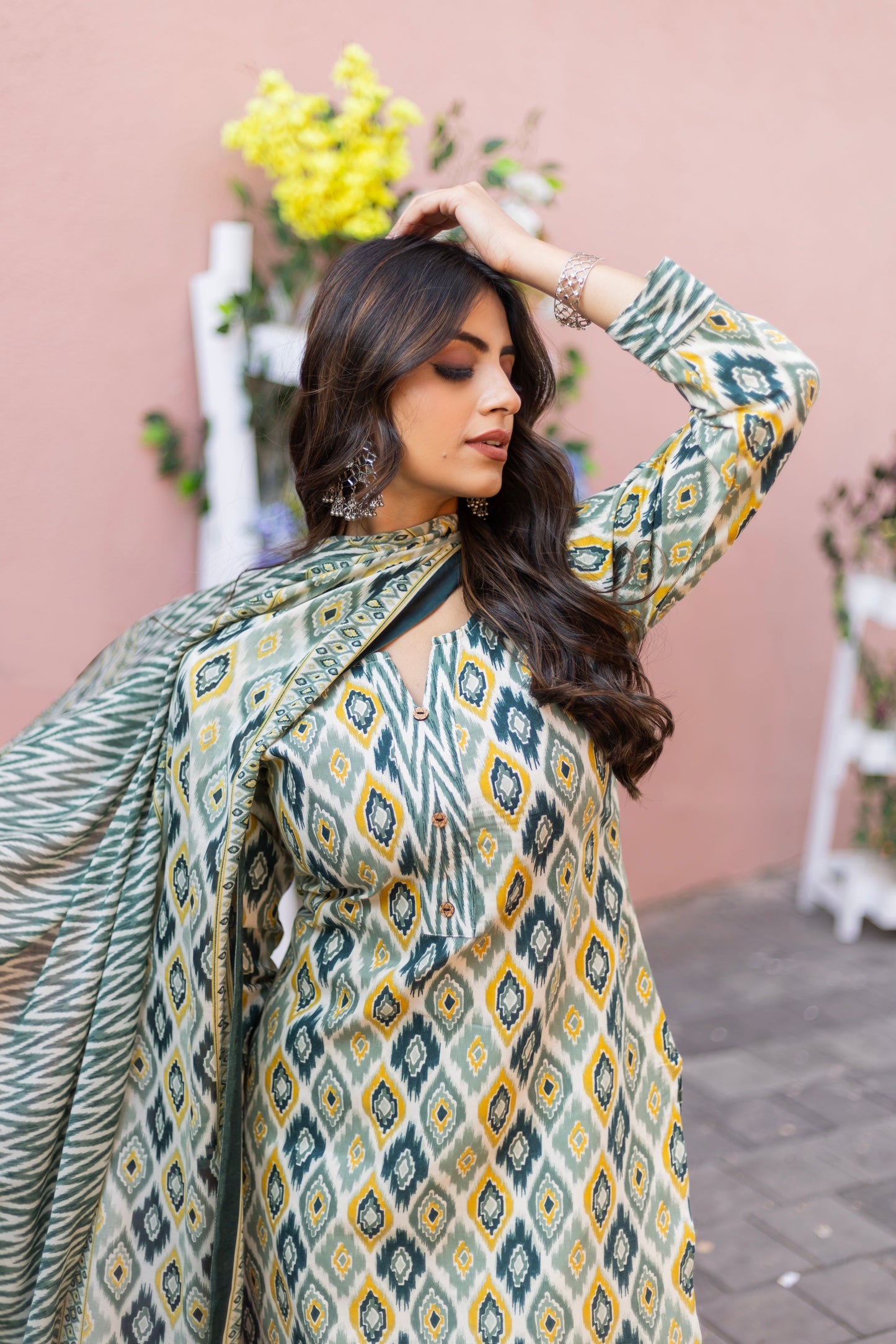 Classy Women Wear  Kurta Set