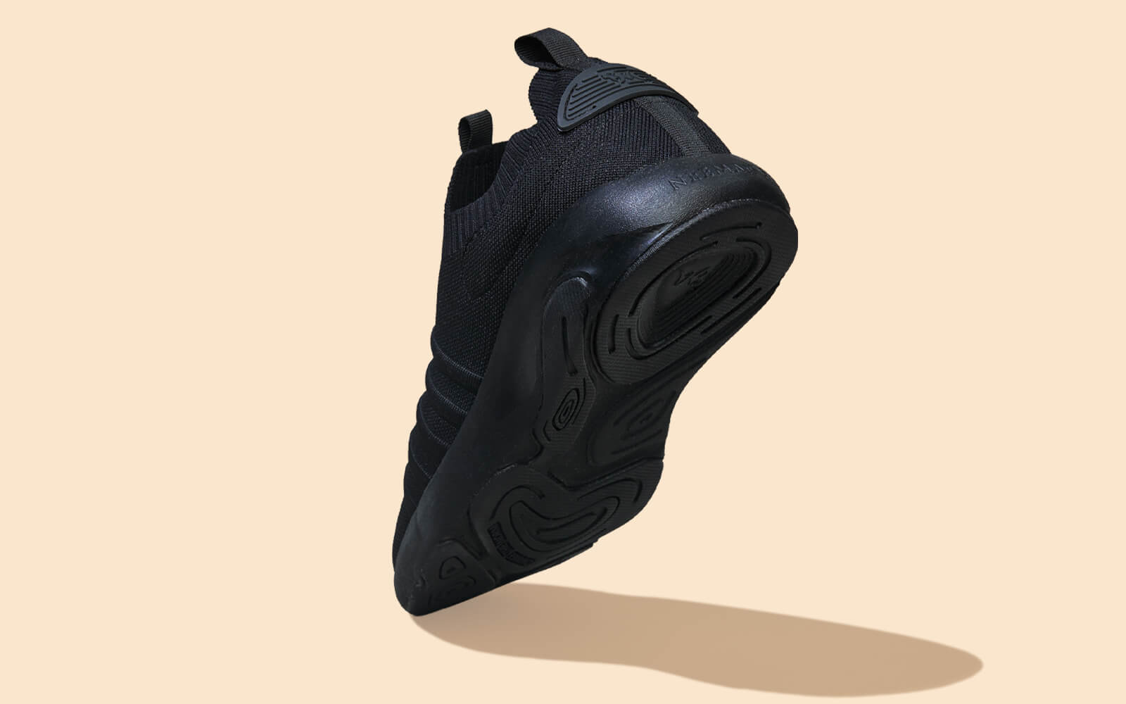 Begin Walk Breeze : All Black by My Store
