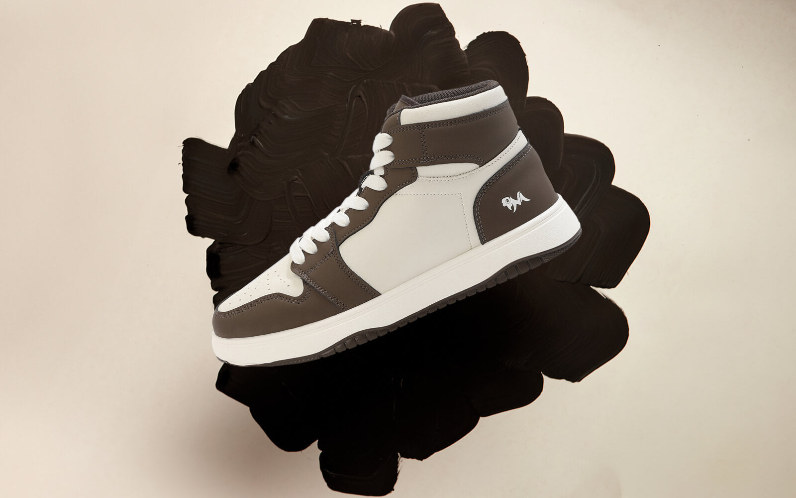 Character High Top : Ivory-Brown by My Store