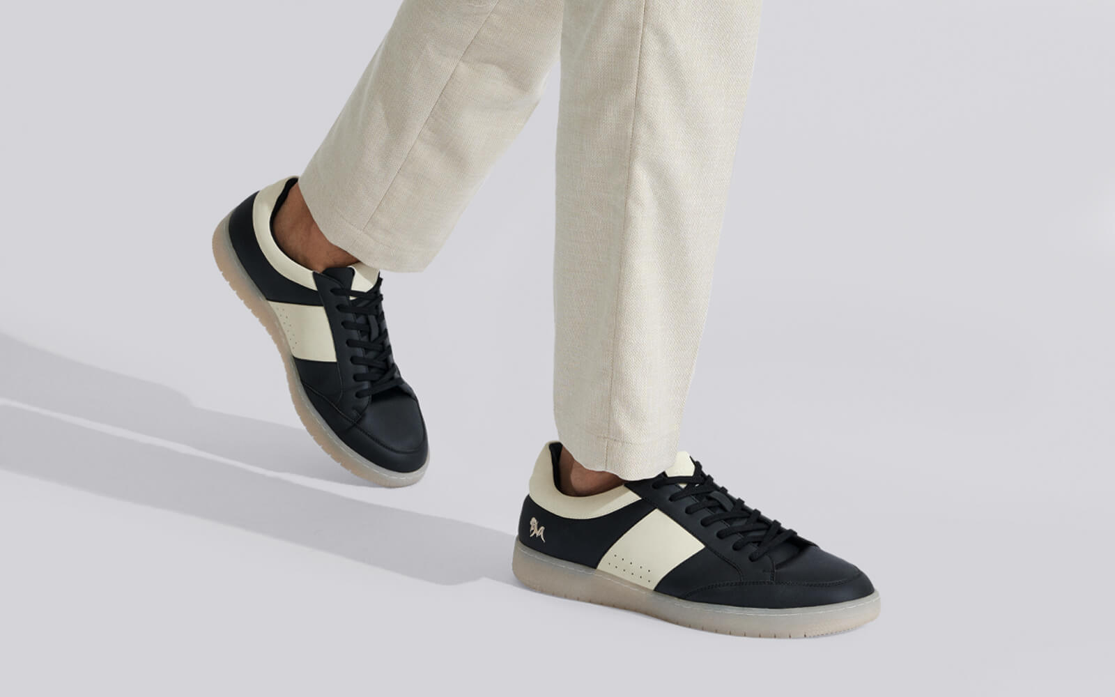 City Strides : Black-white by My Store