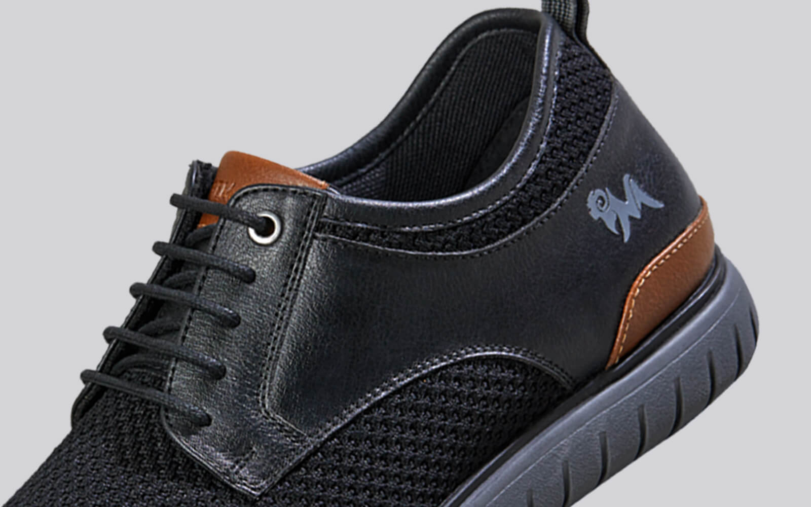 The Derbies : Black by My Store
