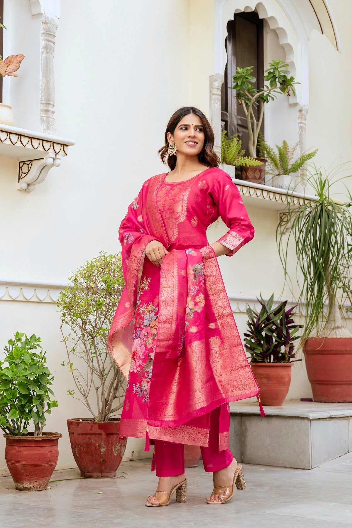 Chic Pink Printed Kurta for Women – Casual & Ethnic Wear