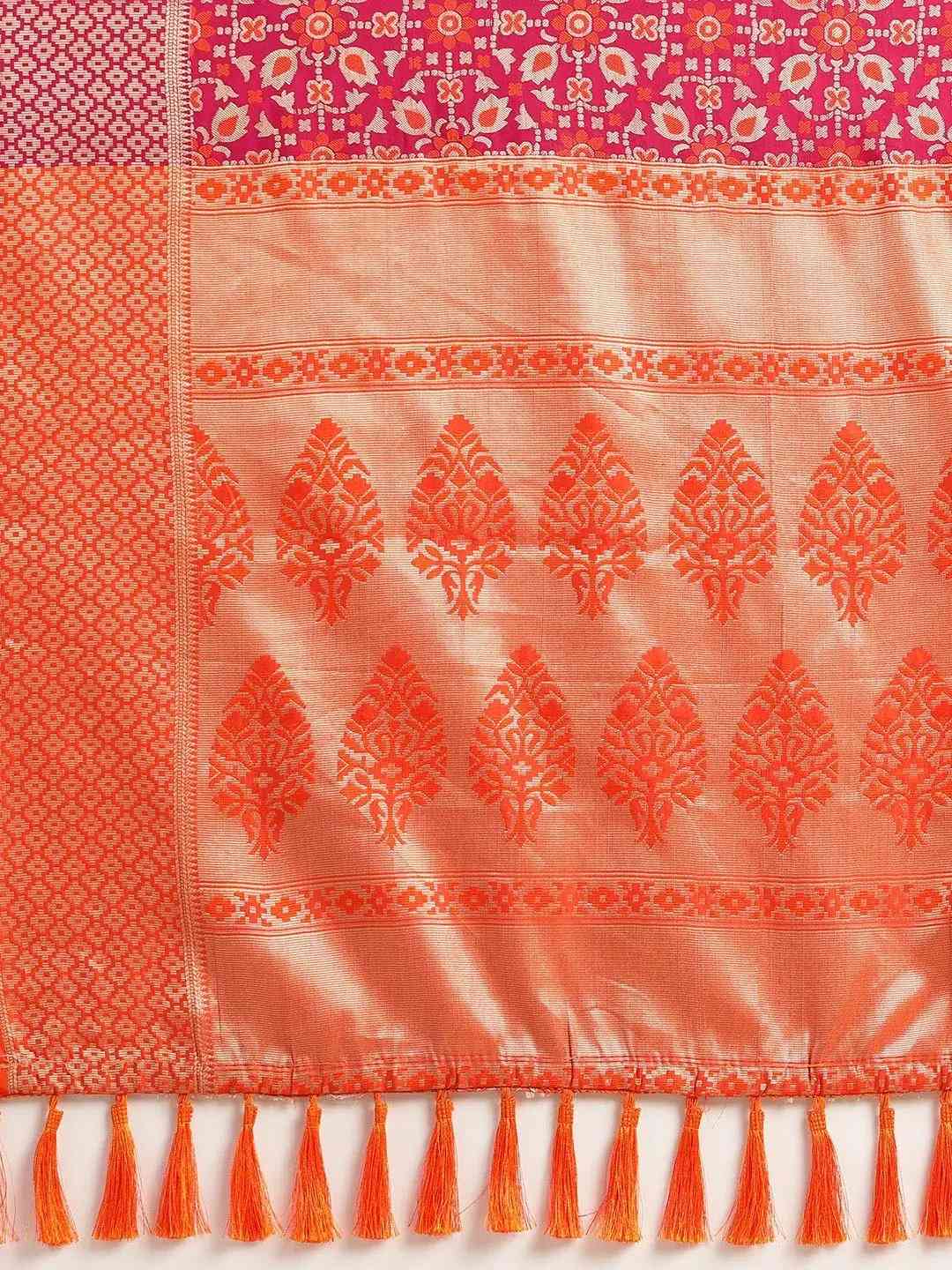 Banarasi Patola Weaving Silk Saree With Ressam Tassel by My Store
