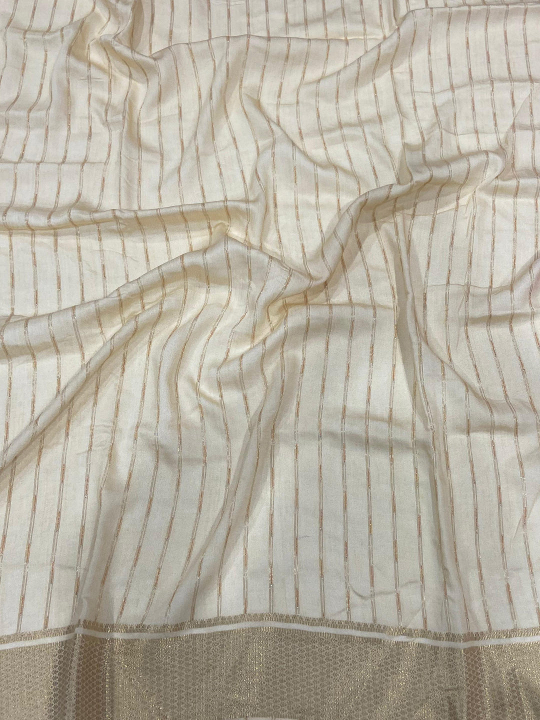Red Zari Pallu Cotton Viscose Saree by My Store