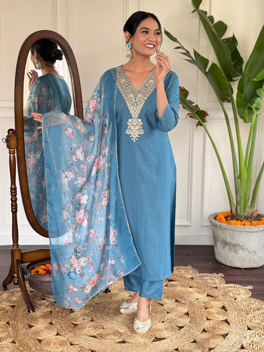 Chic Turquoise Kurta Set in Premium Fabric – Festive & Wedding Ready