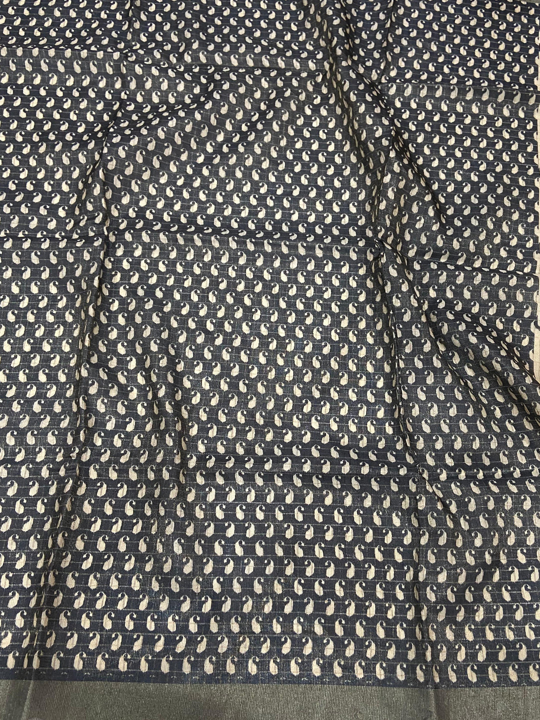 White Ikkat Zigzag Saree