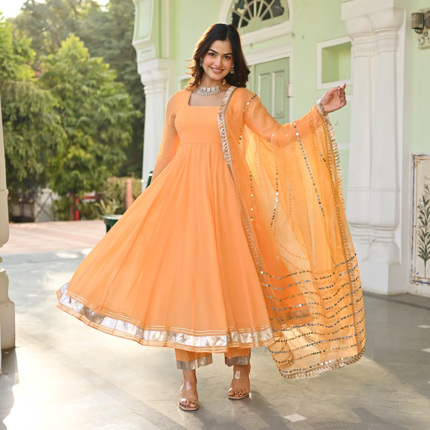 VANDANA SUIT SET