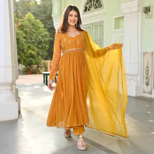 BHUMI SUIT SET
